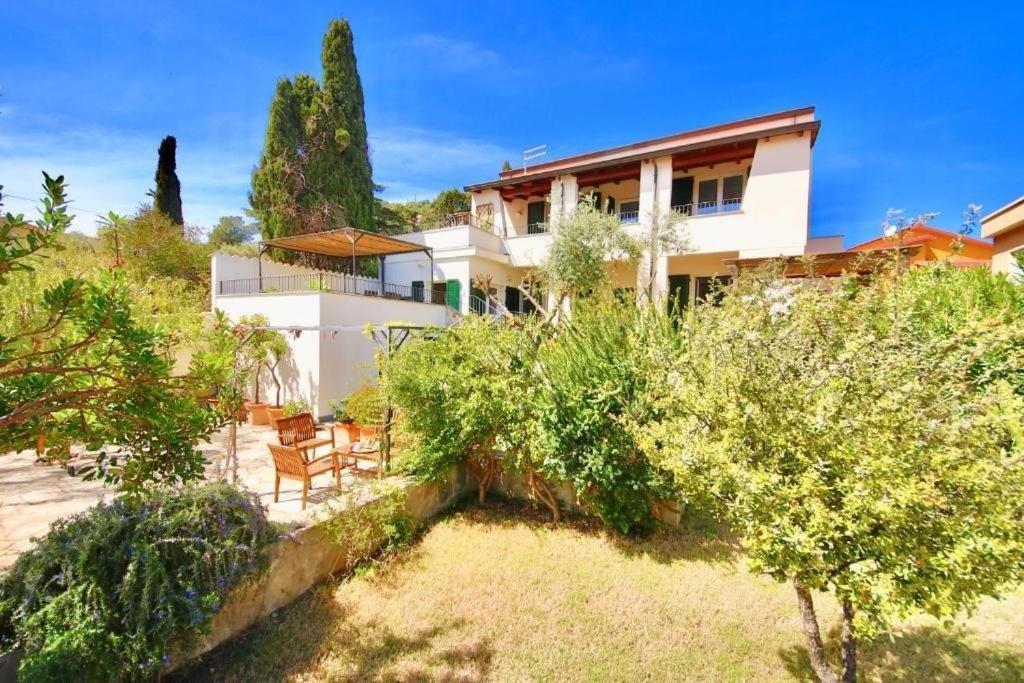 Villa Fatta Di Sogni Pula Εξωτερικό φωτογραφία